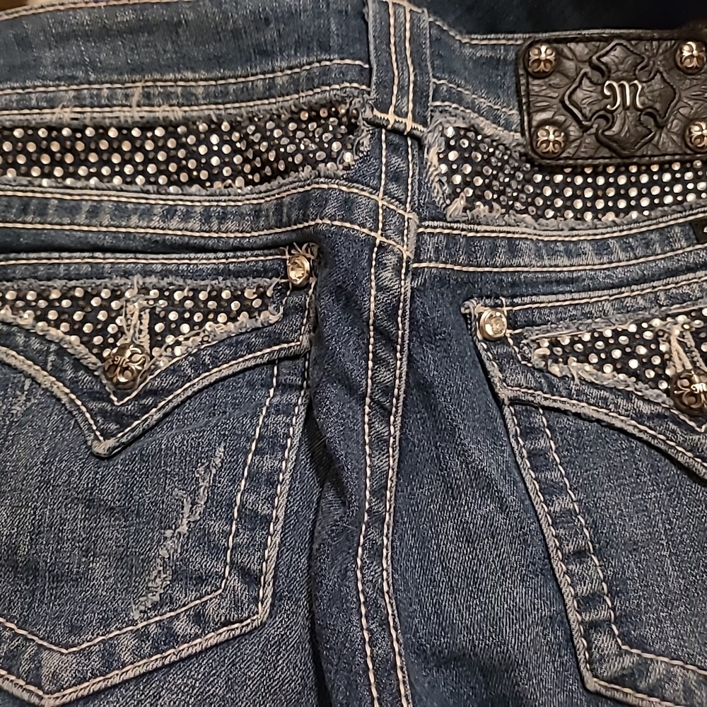 MISS ME CRYSTAL EMBELLISHED DISTRESSED JEANS STRAIGHT LEG 29